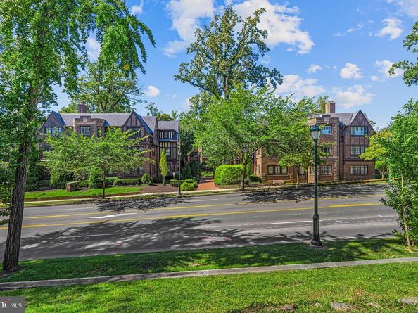 415 City Avenue H2, Merion Station PA 19066