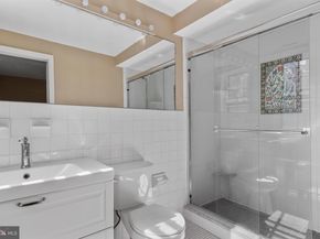415 City Avenue H2, Merion Station PA 19066