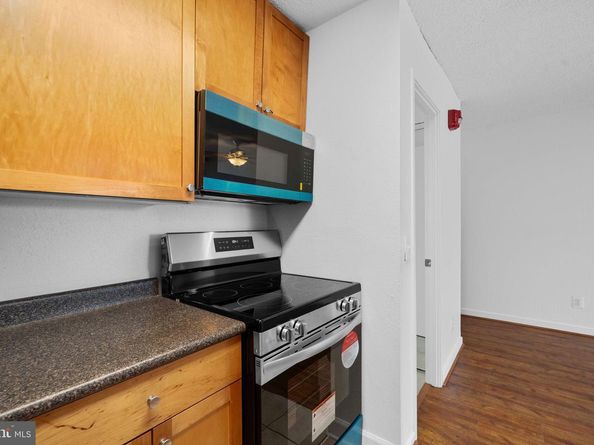 60 S Van Dorn Street 503, Alexandria VA 22304