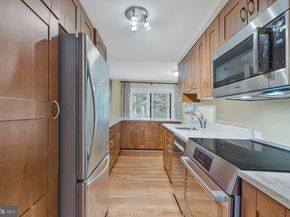 1635 Bentana Way, Reston VA 20190