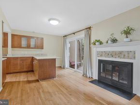 1635 Bentana Way, Reston VA 20190