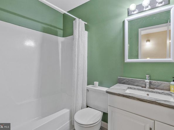 1635 Bentana Way, Reston VA 20190