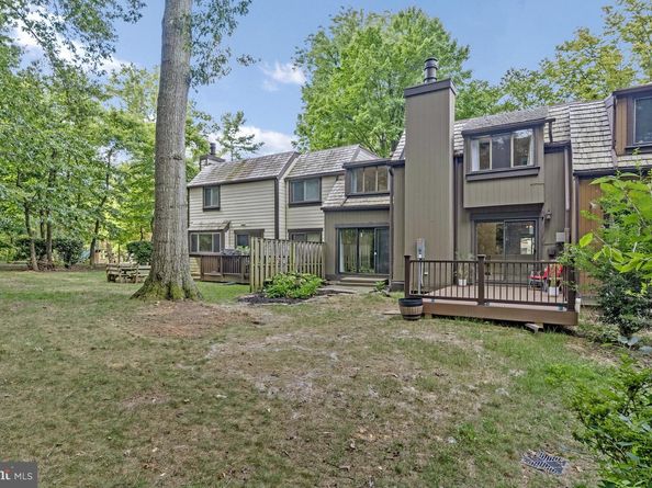 1635 Bentana Way, Reston VA 20190