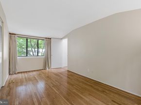 1635 Bentana Way, Reston VA 20190