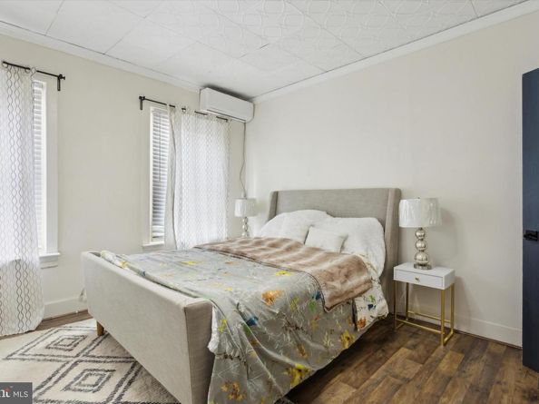 2046 Sigel Street, Philadelphia PA 19145