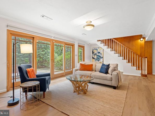 3020 N Peary Street, Arlington VA 22207