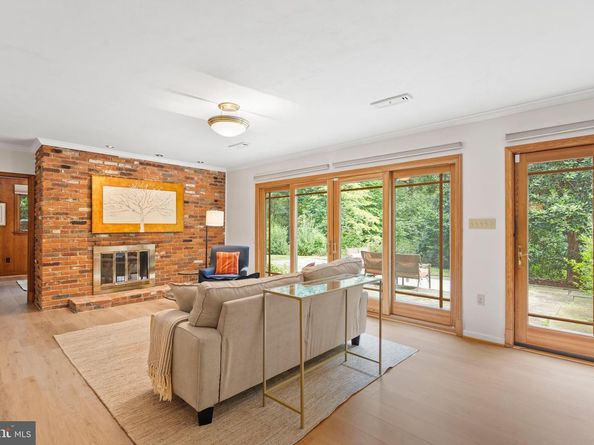 3020 N Peary Street, Arlington VA 22207