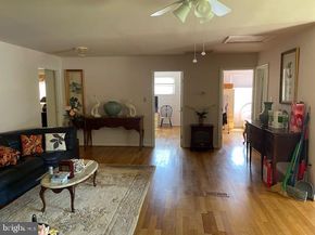 5213 Montgomery Street, Springfield VA 22151