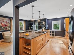 9 Comly Court, Flourtown PA 19031