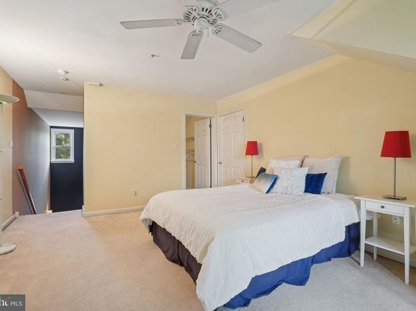 9 Comly Court, Flourtown PA 19031
