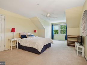 9 Comly Court, Flourtown PA 19031