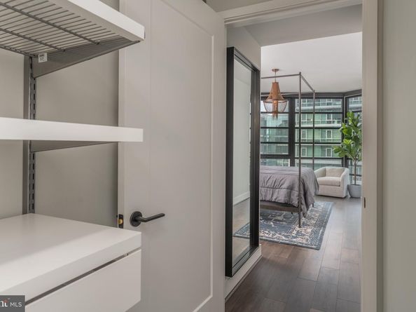 1300 4TH Street SE 715, Washington DC 20003