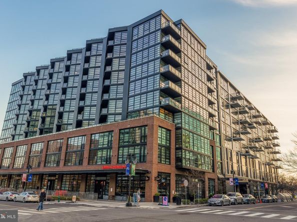 1300 4TH Street SE 715, Washington DC 20003