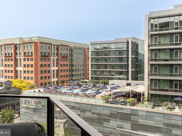 1300 4TH Street SE 715, Washington DC 20003