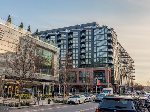 1300 4TH Street SE 715, Washington DC 20003