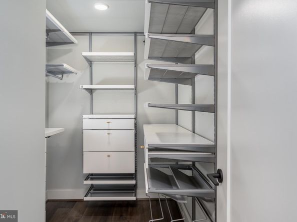 1300 4TH Street SE 715, Washington DC 20003