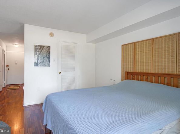 700 7TH Street SW 119, Washington DC 20024