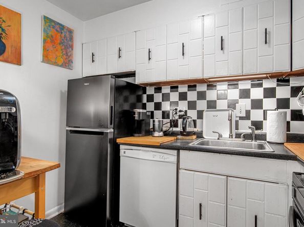 700 7TH Street SW 119, Washington DC 20024