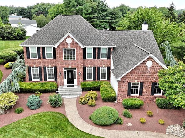 4 Providence Drive, Richboro PA 18954