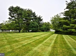 4 Providence Drive, Richboro PA 18954
