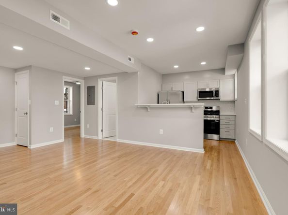 303 Seaton Place NE 2, Washington DC 20002