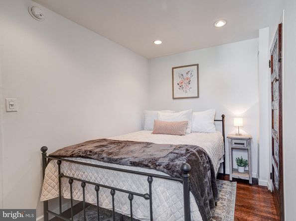 121 Mifflin Street, Philadelphia PA 19148