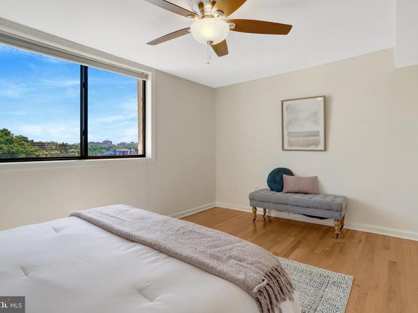 2016 N Adams Street 810, Arlington VA 22201
