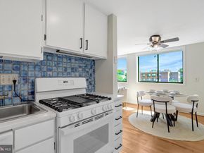 2016 N Adams Street 810, Arlington VA 22201