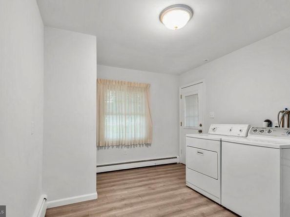 31 Kingwood Lane, Levittown PA 19055