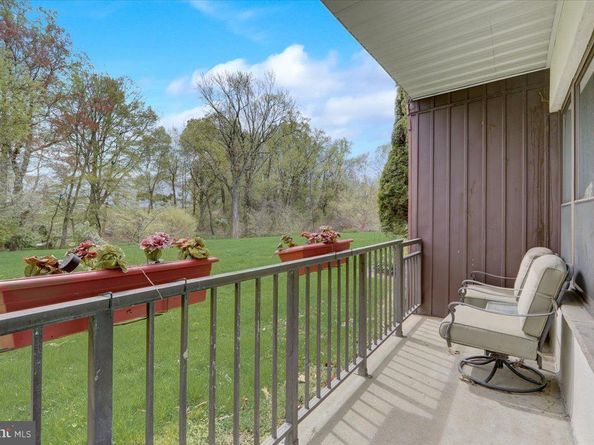 301 Byberry Road D13, Philadelphia PA 19116
