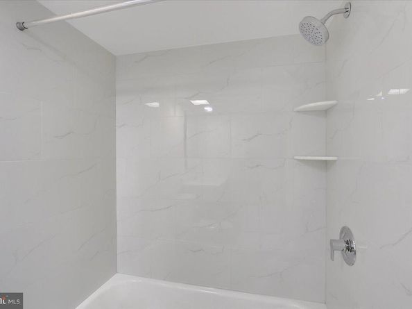 301 Byberry Road D13, Philadelphia PA 19116
