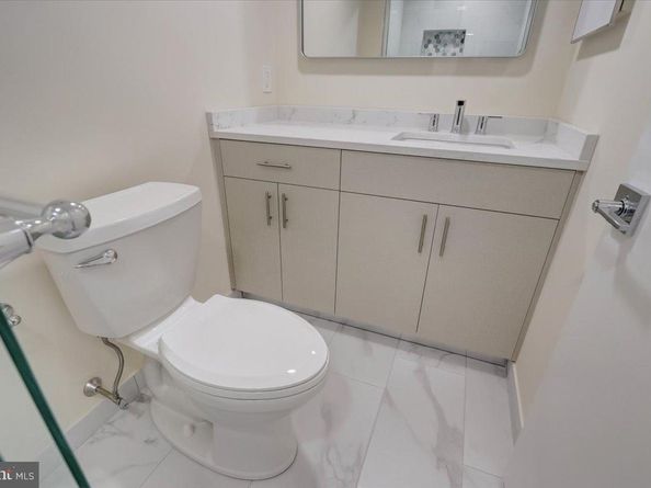 301 Byberry Road D13, Philadelphia PA 19116