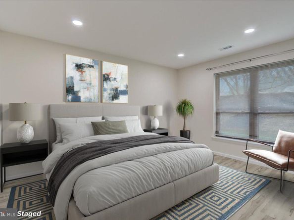301 Byberry Road D13, Philadelphia PA 19116