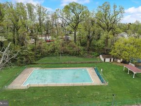 301 Byberry Road D13, Philadelphia PA 19116
