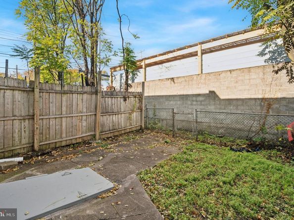 443 Darby Terrace, Darby PA 19023