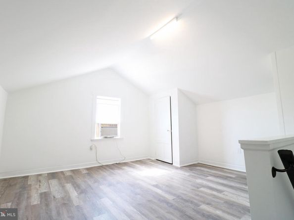 939 Serrill Avenue, Lansdowne PA 19050
