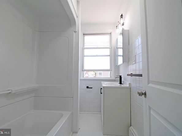 939 Serrill Avenue, Lansdowne PA 19050