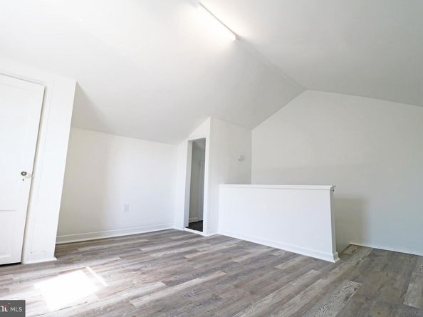 939 Serrill Avenue, Lansdowne PA 19050