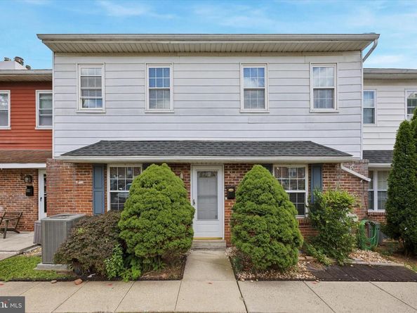 1604 Whitpain Hills, Blue Bell PA 19422