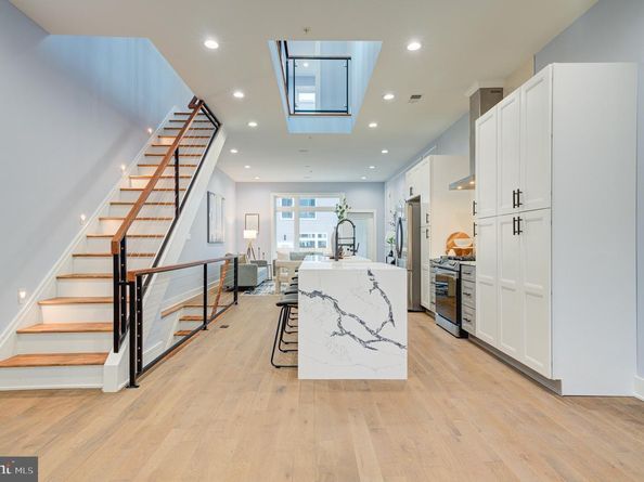 2318 E Hazzard Street, Philadelphia PA 19125