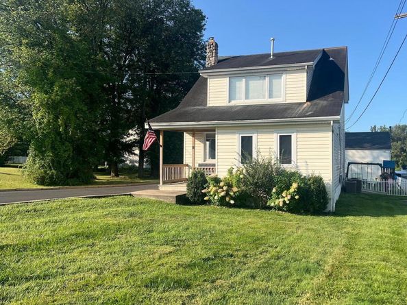 2132 Durham Road, Langhorne PA 19047