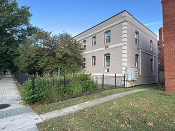 420 Oklahoma Avenue NE