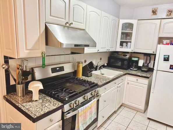 1858 Glendale Avenue, Philadelphia PA 19111