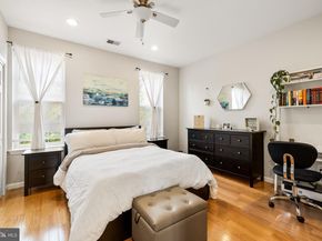 2434 Carpenter Street, Philadelphia PA 19146