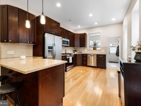 2434 Carpenter Street, Philadelphia PA 19146