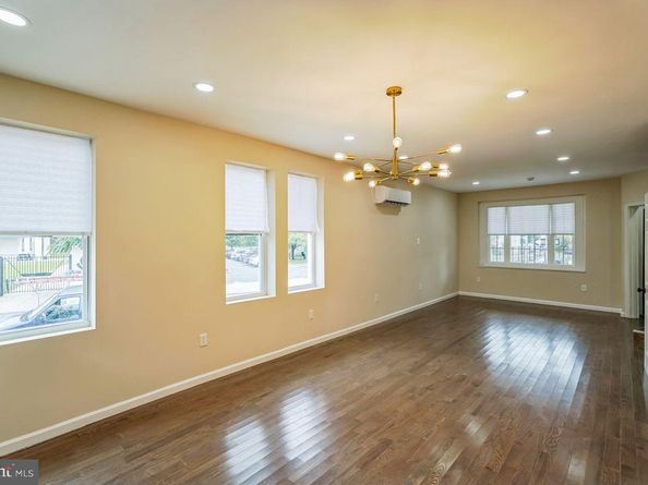 101 N Vogdes Street, Philadelphia PA 19139