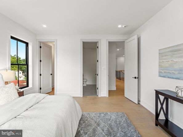 5016 6TH Street N, Arlington VA 22203
