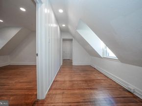 875 Old State Road, Berwyn PA 19312