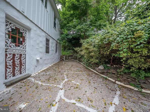 875 Old State Road, Berwyn PA 19312