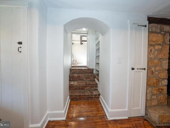 875 Old State Road, Berwyn PA 19312